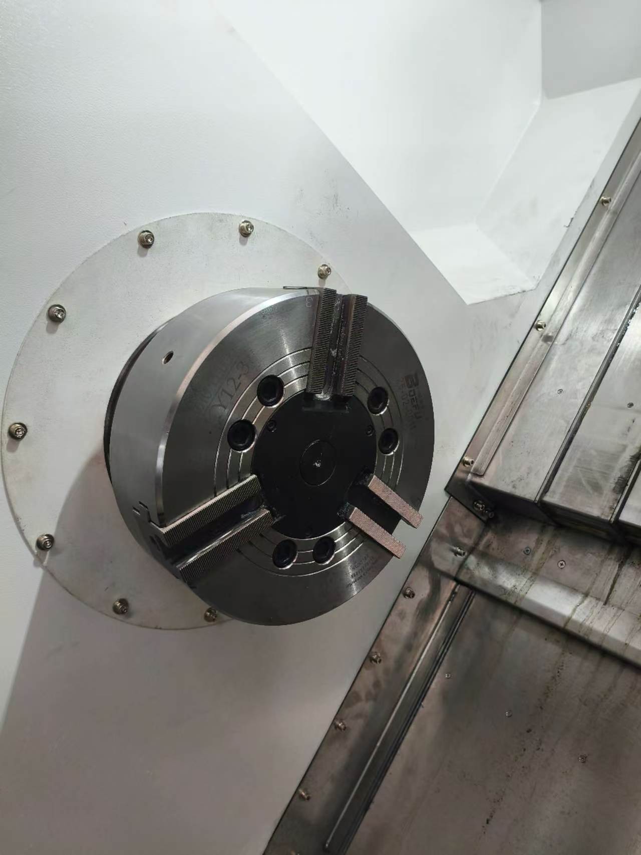 70Y CNC Máquinas de torneado y fresado