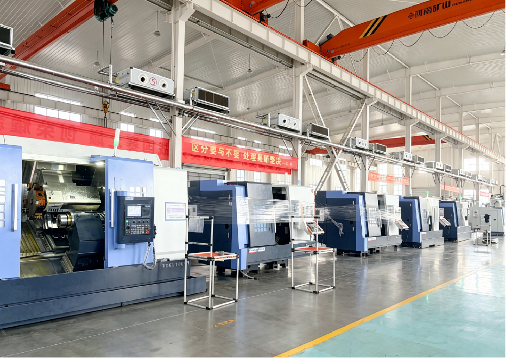 Lanza capacitación en torneado y fresado para fabricación continua...