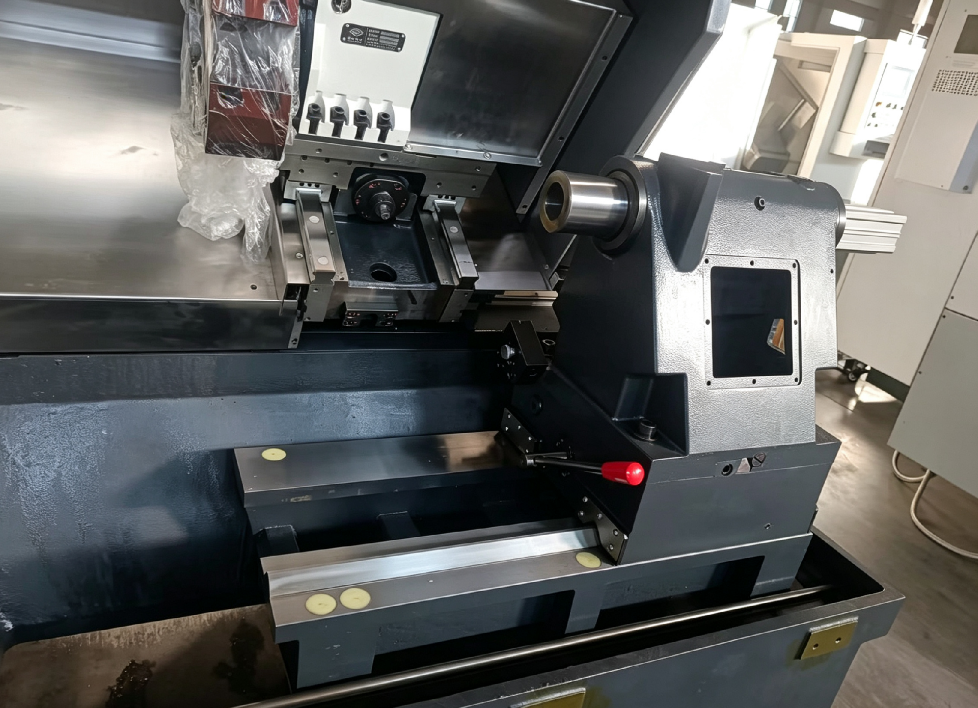 TCK50 CNC Torno de bancada inclinada