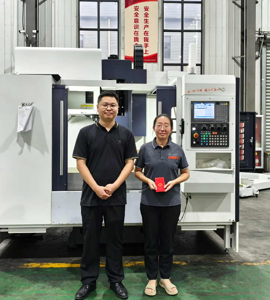 ¿Cómo entrena Handemo a su equipo para brindar mejor CNC...